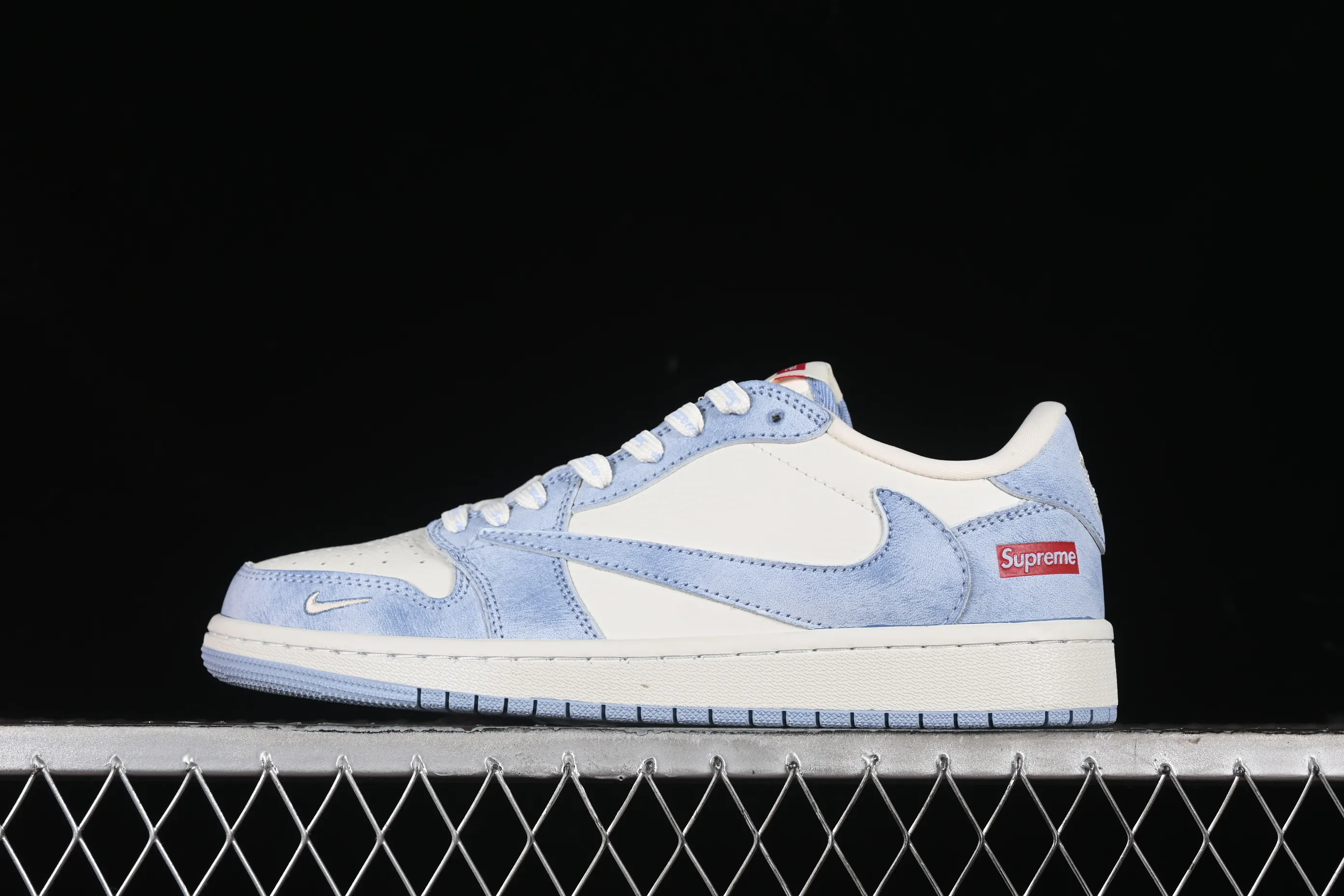 All categories Air Jordan Jordan series basketball shoes Air Jordan 1 Low High-end customized low-top sneakers Travis Scott x Fragment Design x Air Jordan 1 Low OG SP AJ1 Joe 1 Supreme joint-tie-dye blue low-top cultural casual sneakers CH6336-010